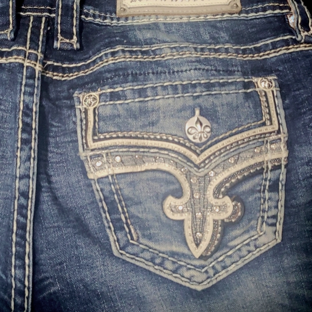 Woman Rock revival jean